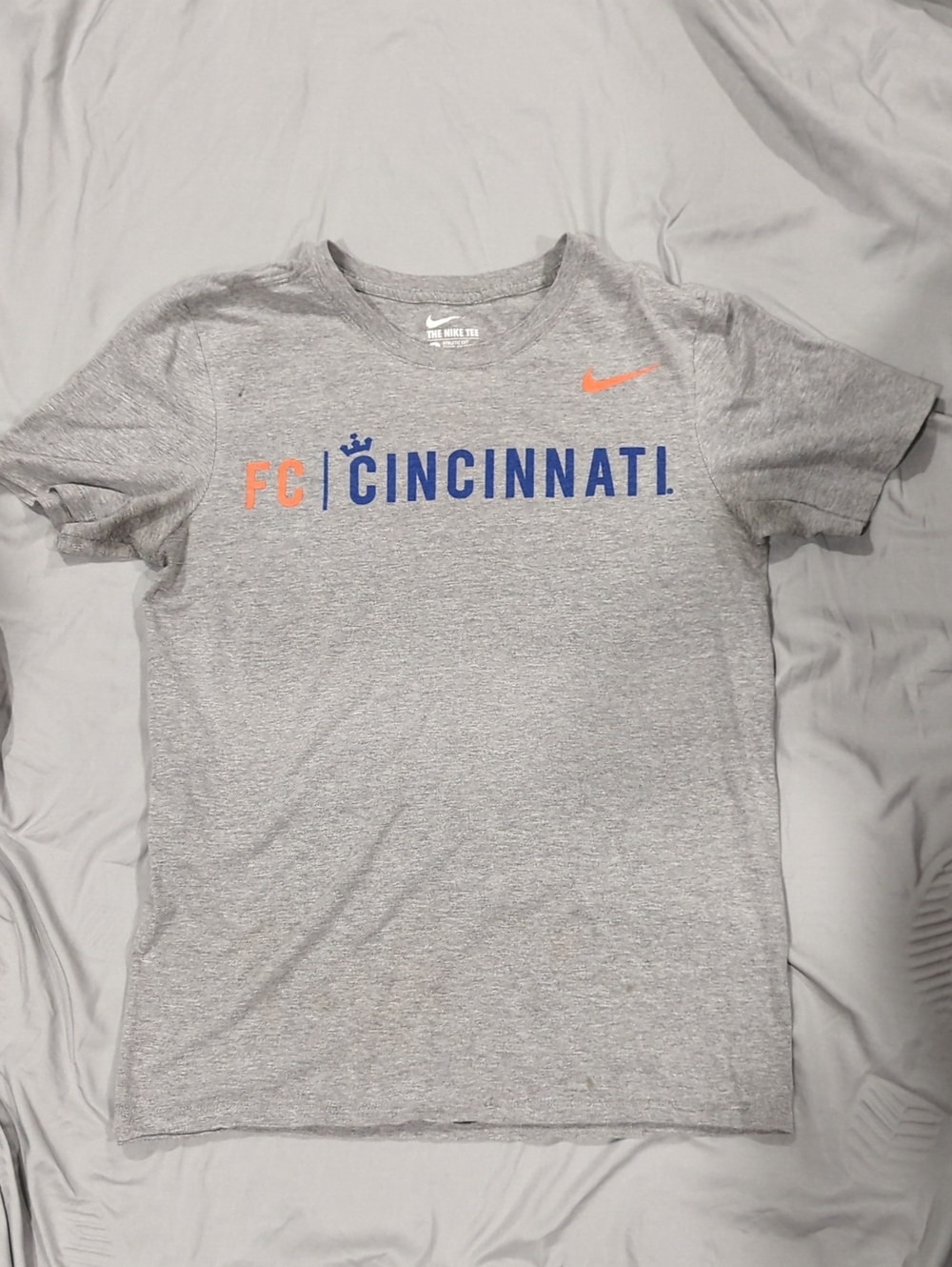 FC CINCINNATI SOCCER! Gray Tee with Blue and Orange Logo